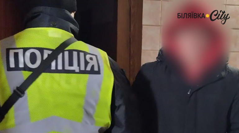 В Одесі 17-річного юнака судитимуть за розбій: ножем поранив чоловіка, який запросив його у гості