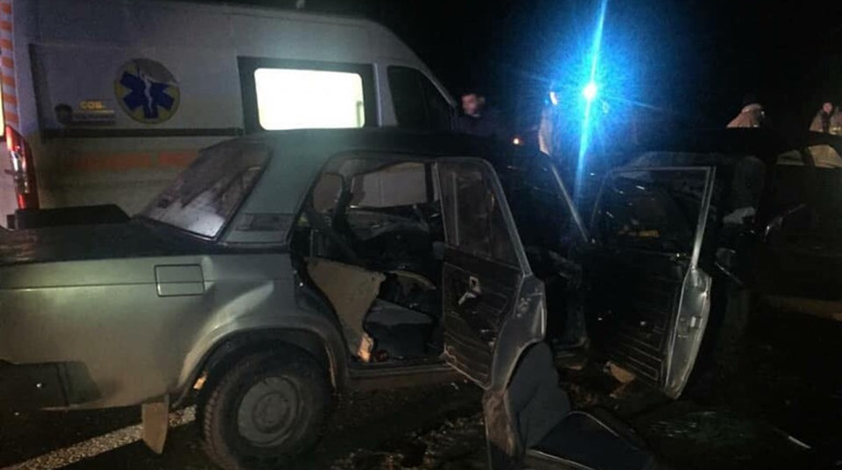 В Біляївському районі в аварії загинуло двоє людей, ще четверо травмовані