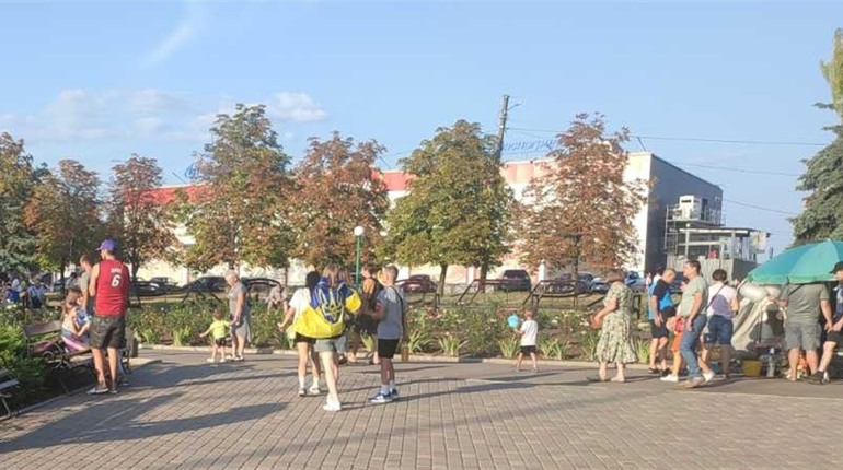 Берести, круглі столи, опитування: що у плані роботи молодіжної ради Краснограда