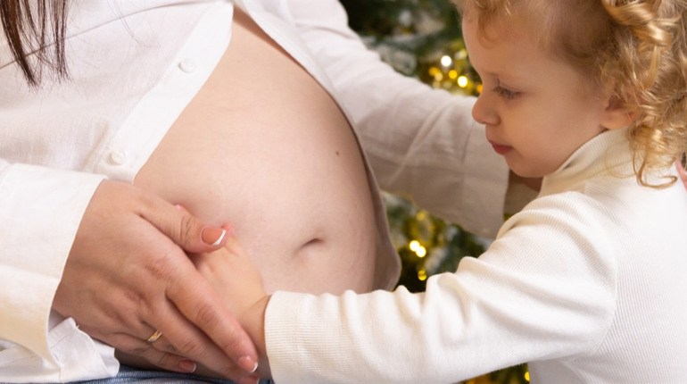 Як підвищення мінімальної зарплати вплинуло на «декретні» у 2026 році