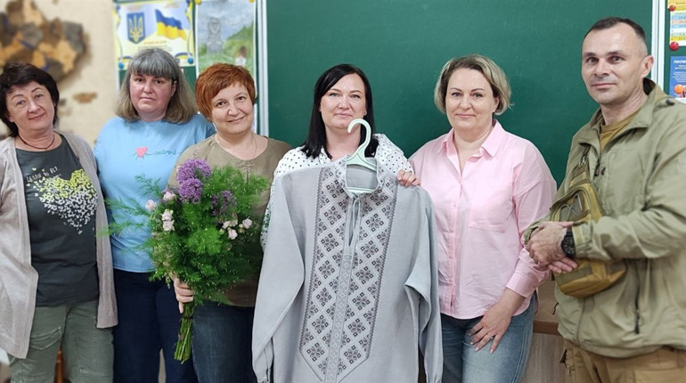 ​​​​​​​«Сорочка Перемоги» і давні українські традиції вишивання поєднують часи і людей