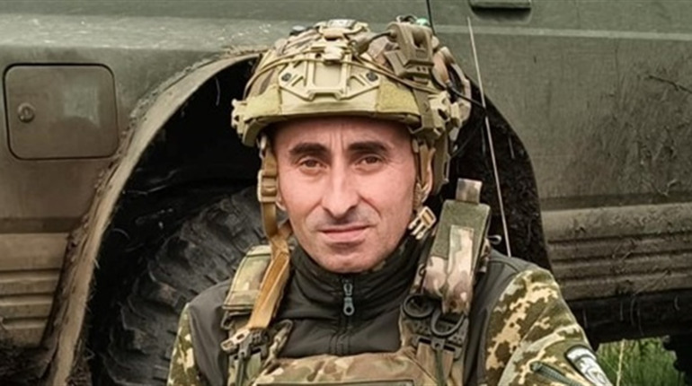 Руслан ГЛУХОВ - «Фаза»: світло, яке чекають удома