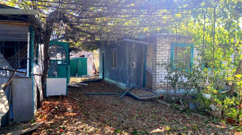 Правоохоронці показали наслідки ворожих обстрілів Херсонщини 15 вересня