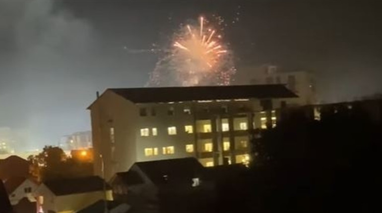 Поліція знайшла відео чоловіка, який влаштував в Умані фейєрверк