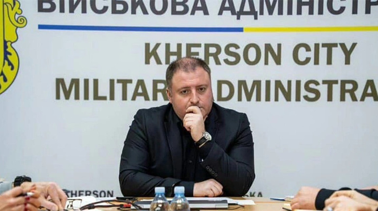 Роман Мрочко показав документи на придбання будинку батьків: закон на його стороні
