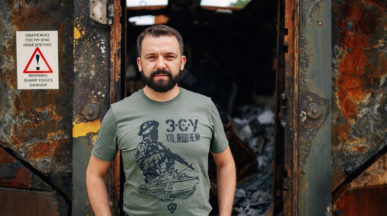 Волонтерський рух не спинити: 3 історії від Олександра Кожухівського