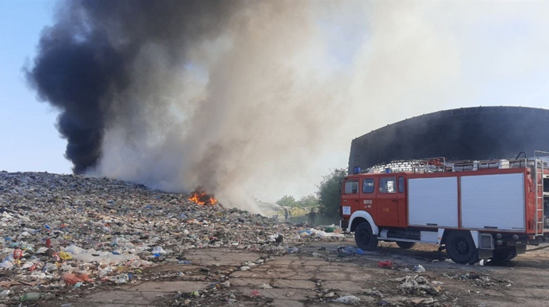 На Одещині в одній громаді за дві доби - дві великі пожежі на санкціоновних сміттєзвалищах