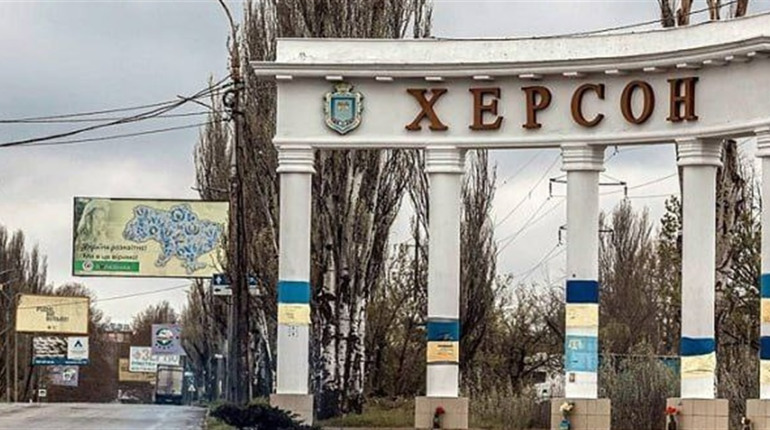 Уночі ворог здійснив атаку дронами і ракетами на південь України