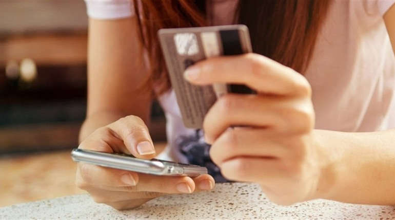 «Банківські шахраї» за добу ошукали жителів Херсонщини на понад 65 тисяч гривень