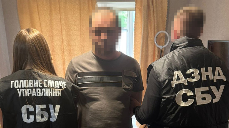Збирав дані про ППО та пропонував ліквідувати депутата: СБУ в Одесі затримала агента ФСБ