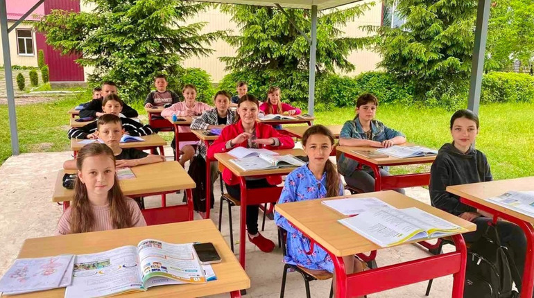 У Сарненському районі на подвір'ї ліцею відкрили клас
