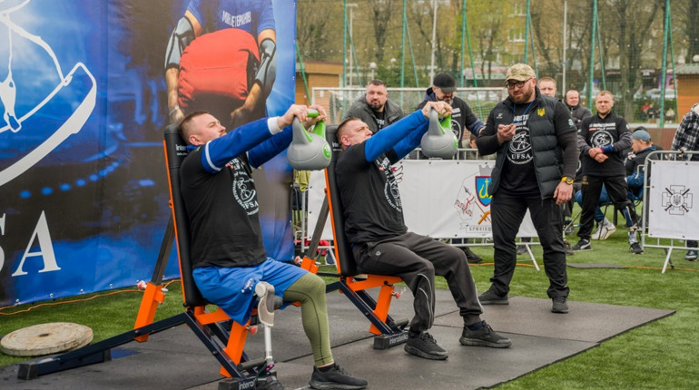 На Київщині пройшов І-й етап Кубка України: ветерани та військові змагалися у силі