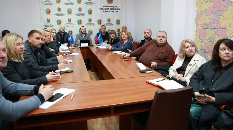 Громади Хмельниччини адаптуються до нових викликів у соціальній сфері