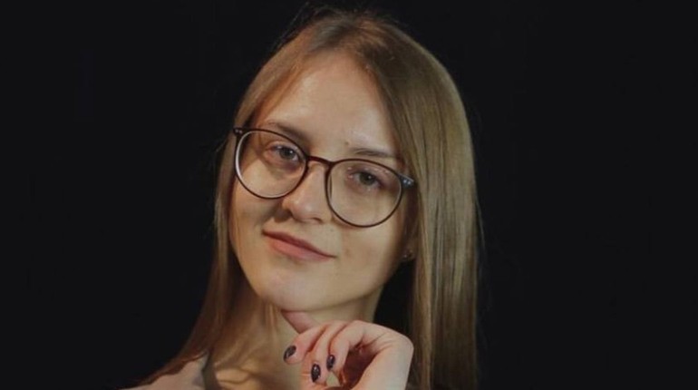 "Всьому можна навчитися”. Дарина Карабанова про любов до Долинської та успіхи, які присвячує татові