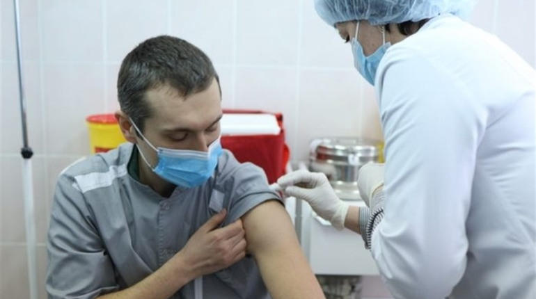 Як записатись на безкоштовну вакцинацію від коронавірусу в Умані