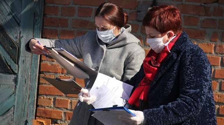 Замість парків –апарати ШВЛ: депутати спрямували кошти на закупівлю обладнання для Калинівської ЦРЛ