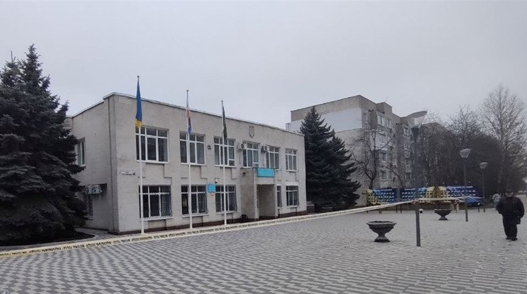 У Південноукраїнську надійшло повідомлення про замінування мерії. Оновлено
