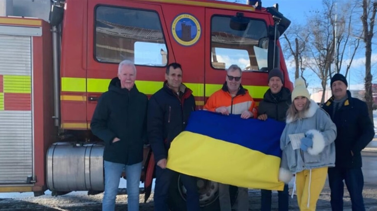 Село Клишки отримало сучасний пожежний автомобіль зі Швеції