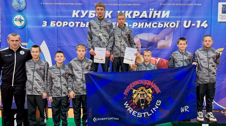 Тріумф у Ужгороді: команда борців Південноукраїнська – серед призерів Кубка України