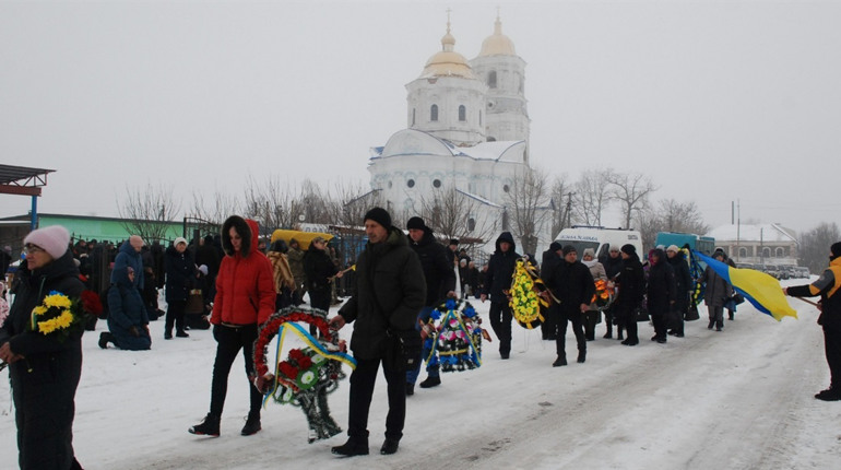 Батько чотирьох дітей загинув від атаки ворожого дрона. Шосткинська громада у скорботі