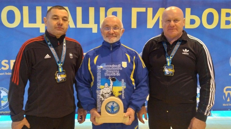Костянтин Омельчук представляв Хмельниччину на відкритому Чемпіонаті України з гирьового спорту