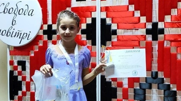 Юна глухівчанка здобула перемогу на всеукраїнських змаганнях з повітряної гімнастики
