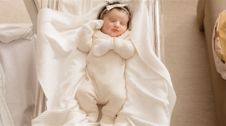 Як організувати безпечний догляд за немовлям удома?