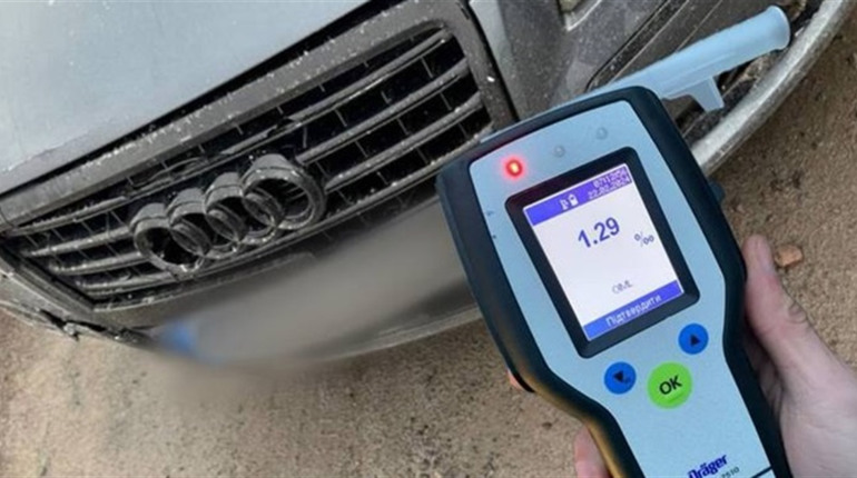 Нетверезий і без посвідчення: на Сарненщині зупинили 20-річного кермувальника