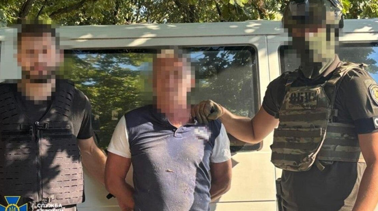 Зливали координати складів, баз і дронових груп ЗСУ: на Херсонщині викрили агентів ФСБ