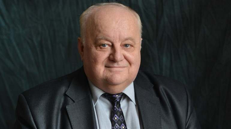 Пішов з життя Почесний громадянин Херсона — директор музичної школи Володимир Коваленко