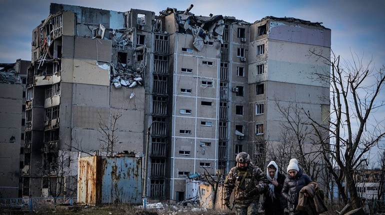 У Вугледарі залишається 111 людей. Як наразі виглядає місто показали у поліції — Відео