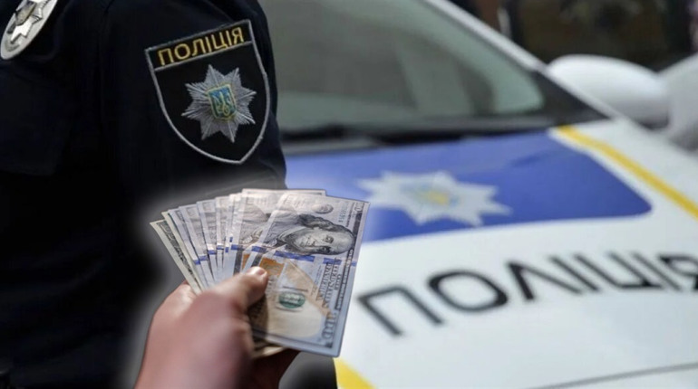 Спроба підкупу: на Городоччині водій пропонував 200 доларів хабаря поліцейським