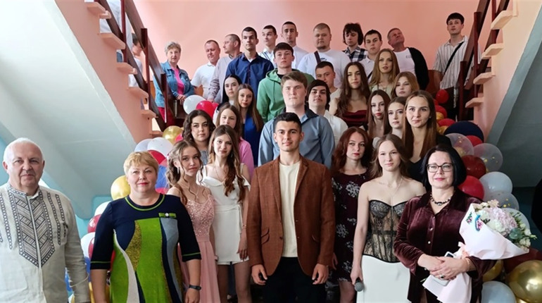 95 випускників Шосткинського коледжу отримали дипломи