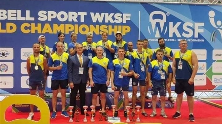Трофеї з Італії: гирьовики району та області виграли 5 медалей на чемпіонаті світу