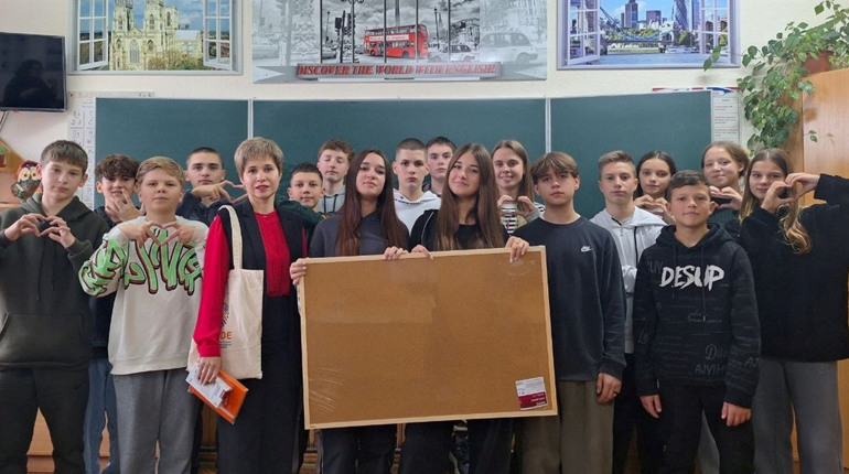 Дві вчительки з Кременеччини увійшли в десятку найкращих вчителів України