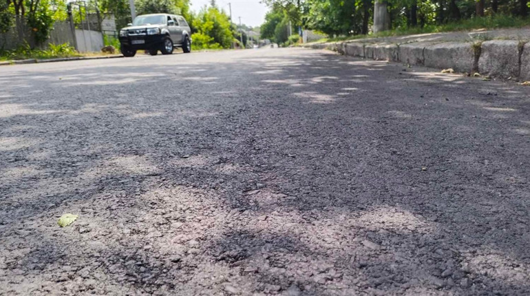 На ремонт тротуарів по Чернецького у Первомайську планують виділили понад 6 мільйонів