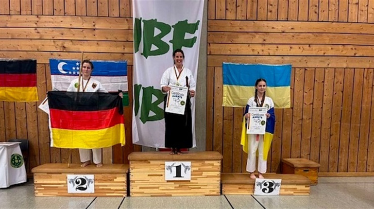 16-річна дрогобичанка посіла 3 місце на чемпіонаті Європи з рукопашного бою: змагалася з дорослими