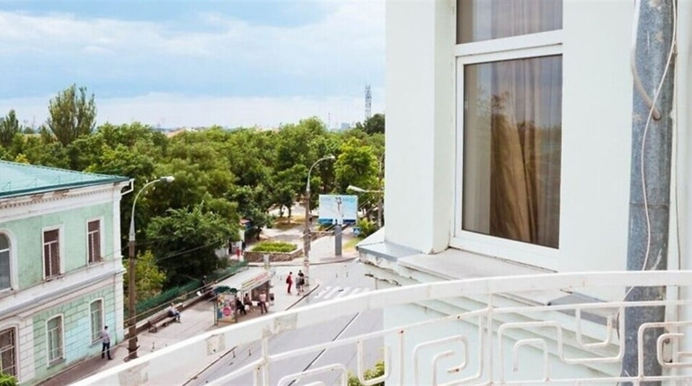 Житло у Херсоні під час окупації: як орендувати, продати, купити, отримати компенсацію за зруйноване