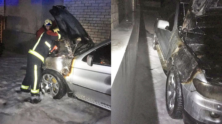 У Володимирці горів автомобіль «BMW X5»