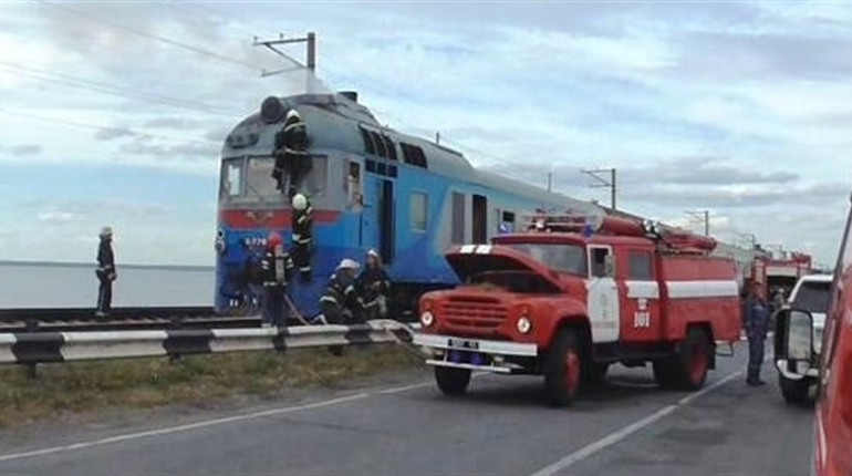 На Черкащині горів дизель-потяг: людей евакуювали