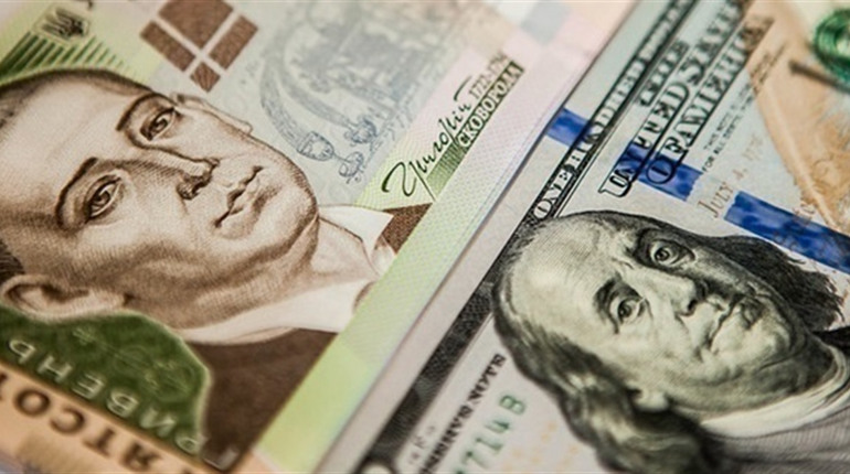 В Україні курс долара зріс до 40 гривень: що в Смілі
