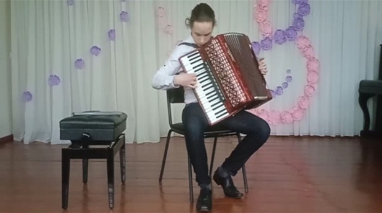 Глухівські музиканти – серед переможців міжнародного конкурсу виконавців на народних інструментах