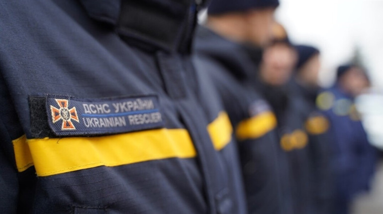 У Смілі на пожежі врятували чоловіка