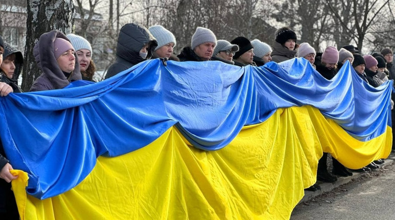 Єднання у вірі та боротьбі: як пройшов Національний день молитви за Україну у Дмитрівці
