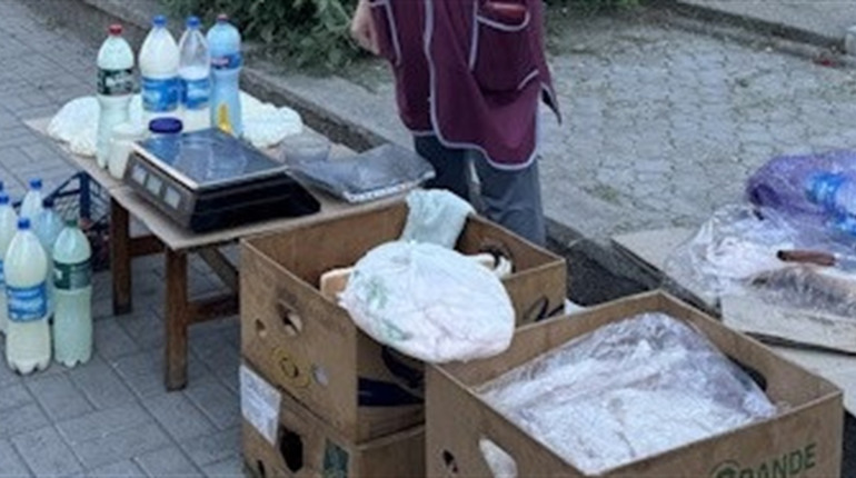 Не з рук і не з асфальту: чому варто сказати «ні» стихійній торгівлі в Південноукраїнську