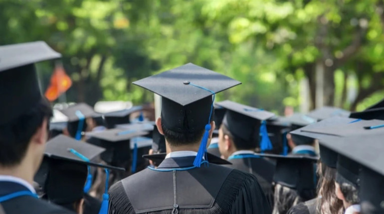 Вступ до магістратури й аспірантури у 2026 році: ключові дати