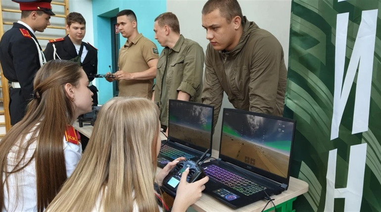 Окупанти вербують молодь на ТОТ до підрозділів БпЛА