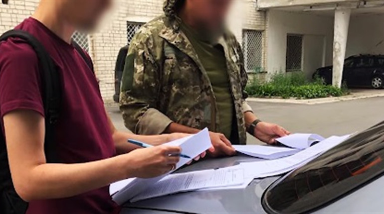 В Чернігові сталася сутичка між патрульними поліцейськими та військовими: деталі