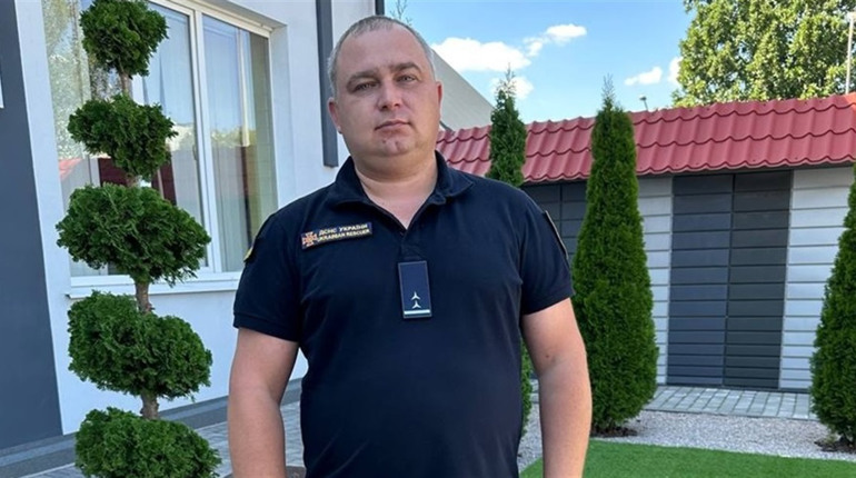 «Моє місто у вогні, але я нікуди не поїду»: історія рятувальника з Гуляйполя