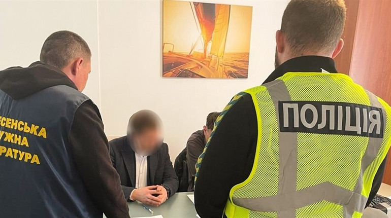 Розслідування завершено: справу експосадовиці-втікачки з Південноукраїнська скеровано до суду